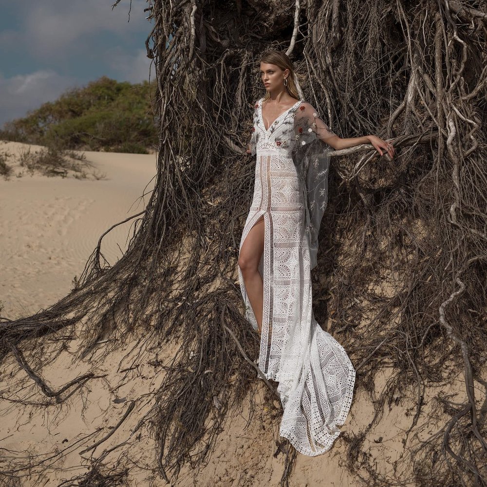 Rara Avis Wedding Dress